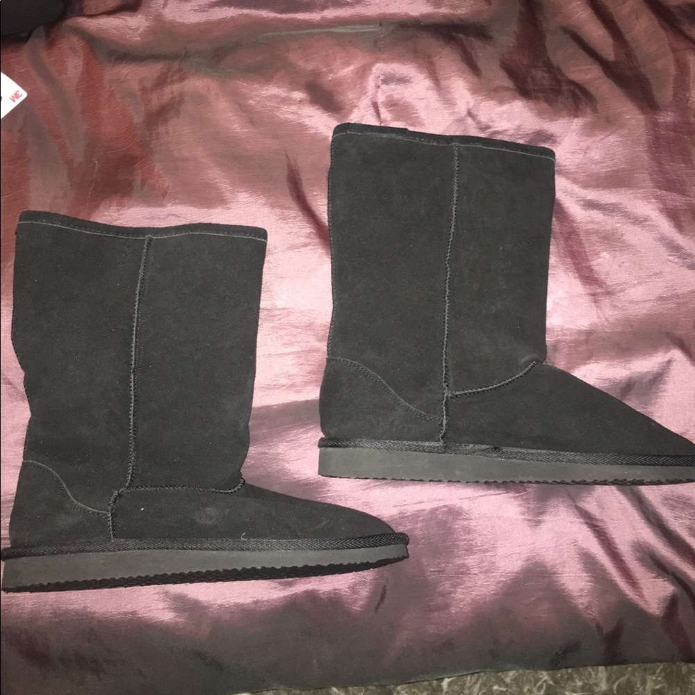 Basic Black Boots